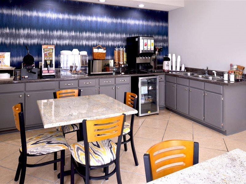 Americas Best Value Inn - Monroeville Esterno foto