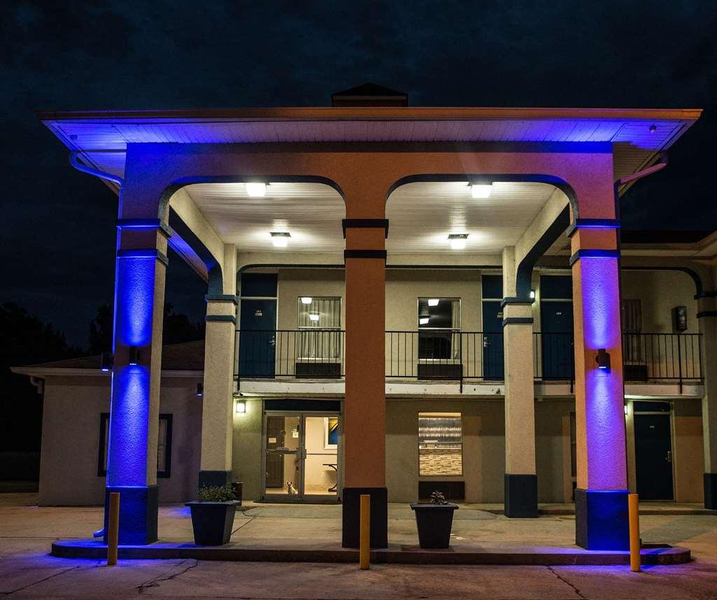 Americas Best Value Inn - Monroeville Esterno foto